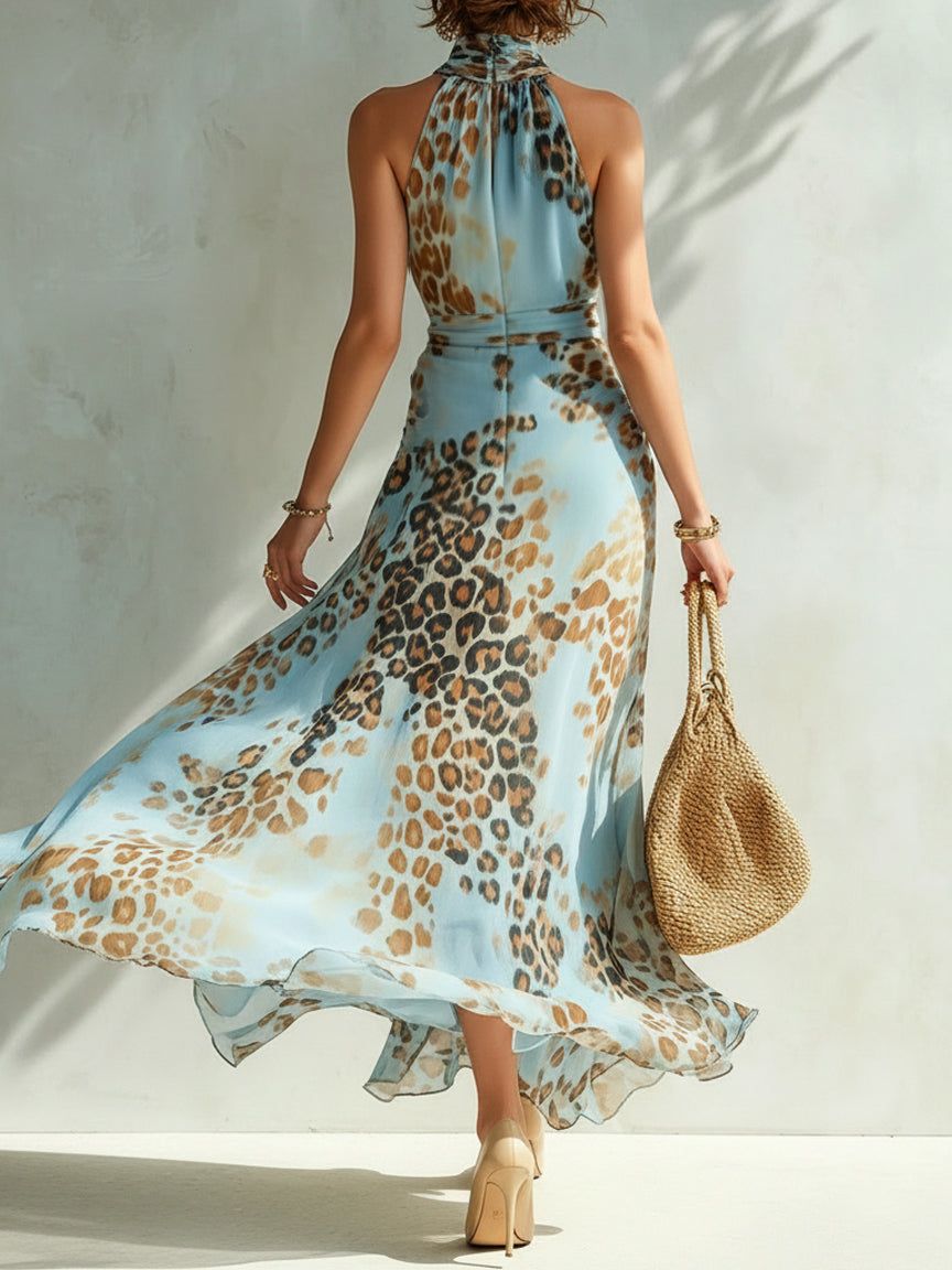 Daniela | Vestido largo con estampado animal y cuello halter