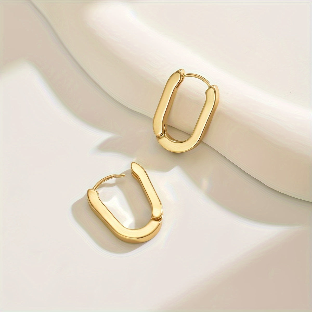 Adriana | Aros dorados geométricos
