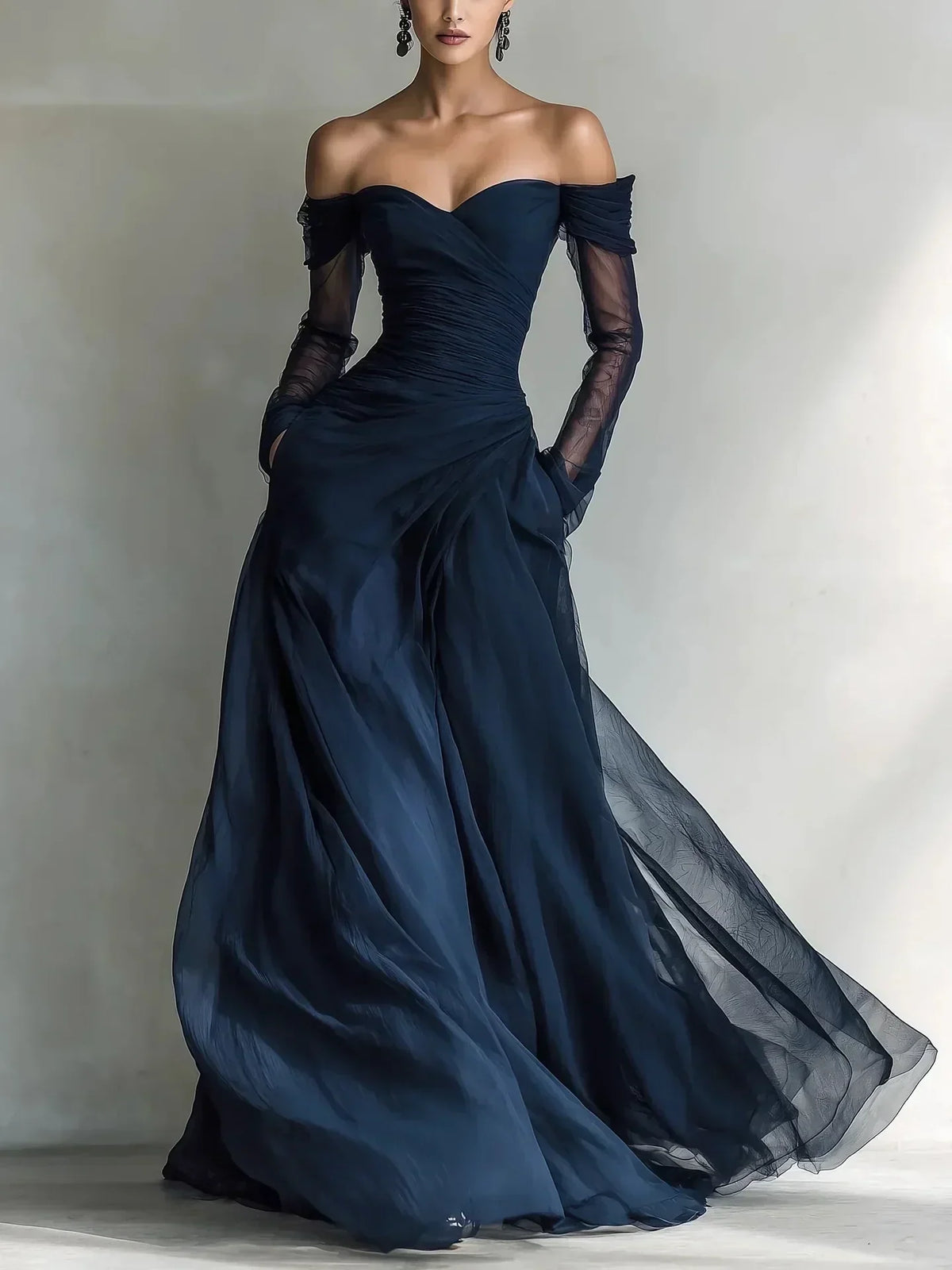 Eleonor | Vestido largo de hombros descubiertos con malla