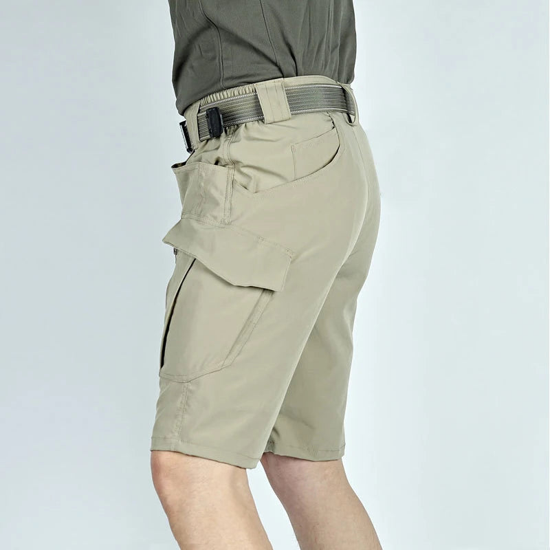 Pantalón corto táctico con bolsillos de cremallera